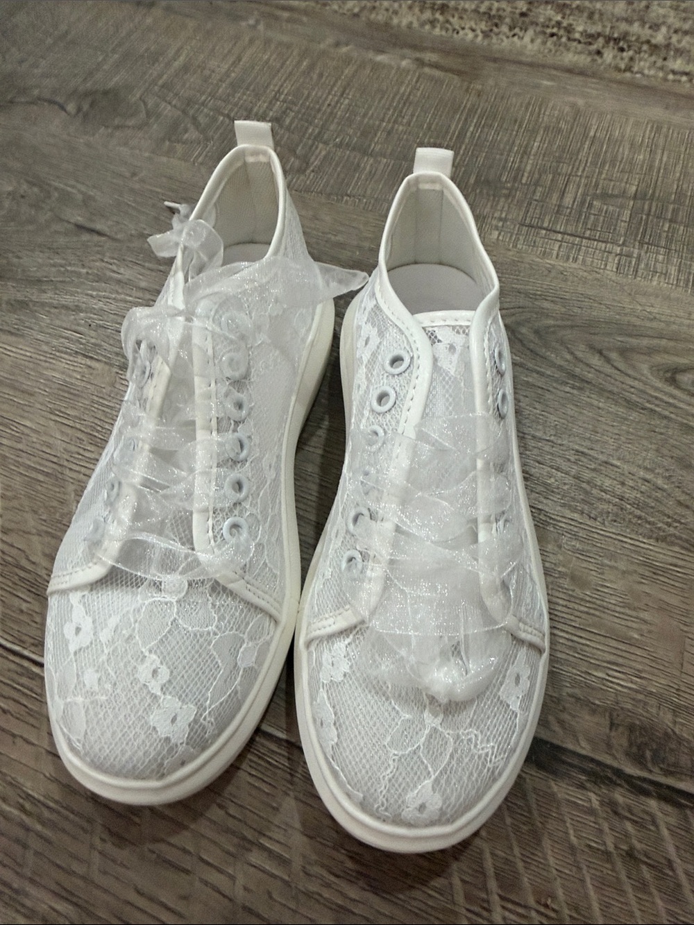 SHEIN White Lace Ribbon Casual Sneakers for Women